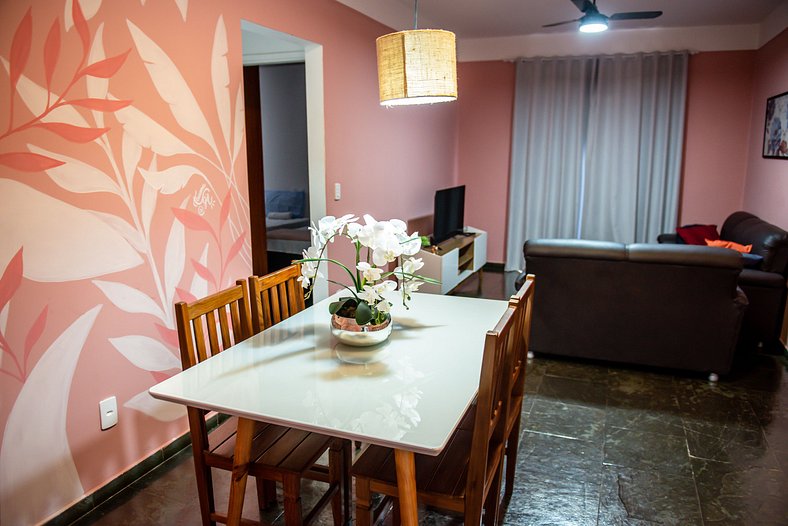 Apartamento Coral - Av. JK- Excelente localização